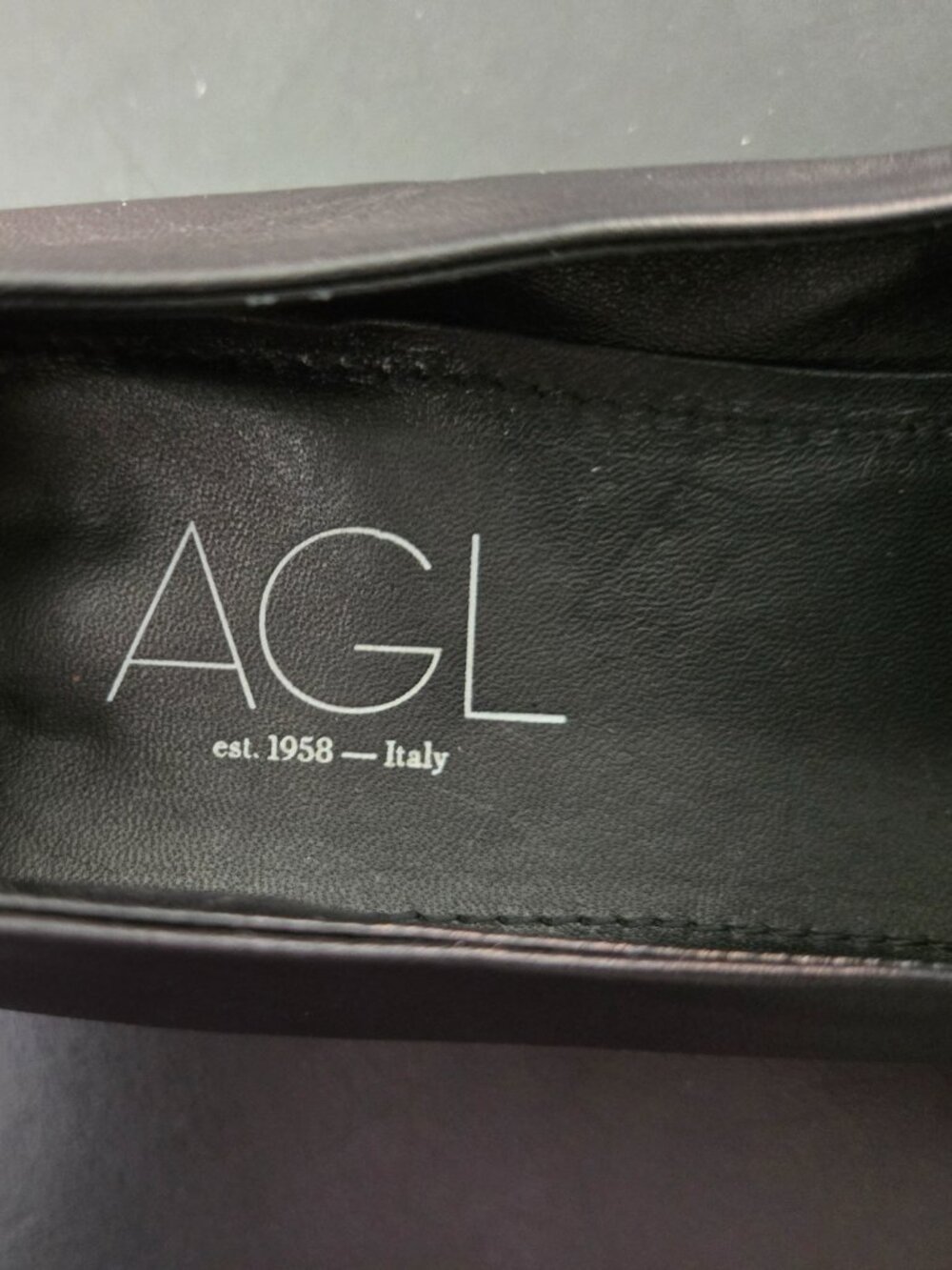 AGL Black Leather Flats with Patent Capped Toe NM, size 11 - Picture 3 of 4